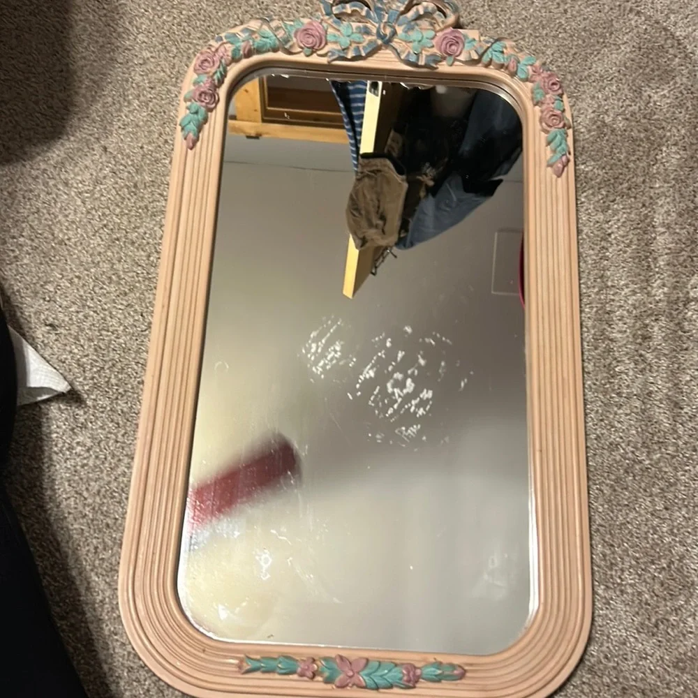 Decorative mirror
